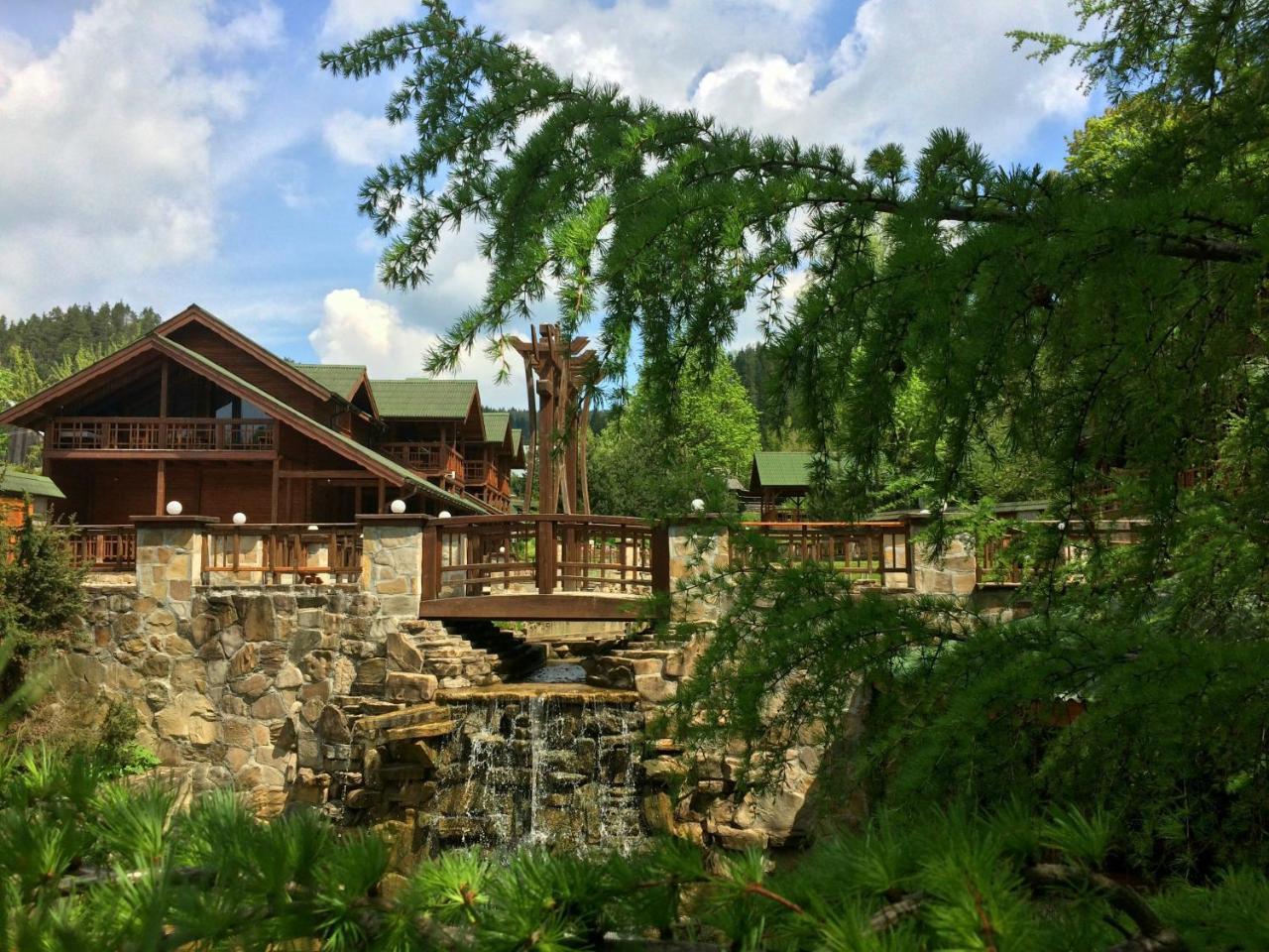 Eco Sadiba Kaskad Hotel Velyka Volosyanka Ngoại thất bức ảnh